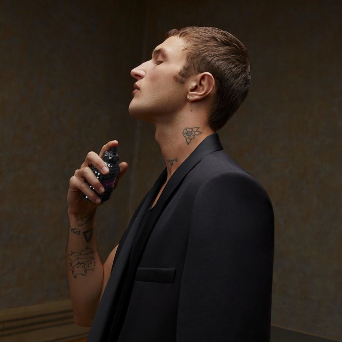 Valentino Born in Roma Extradose Parfum Perfumes para hombres