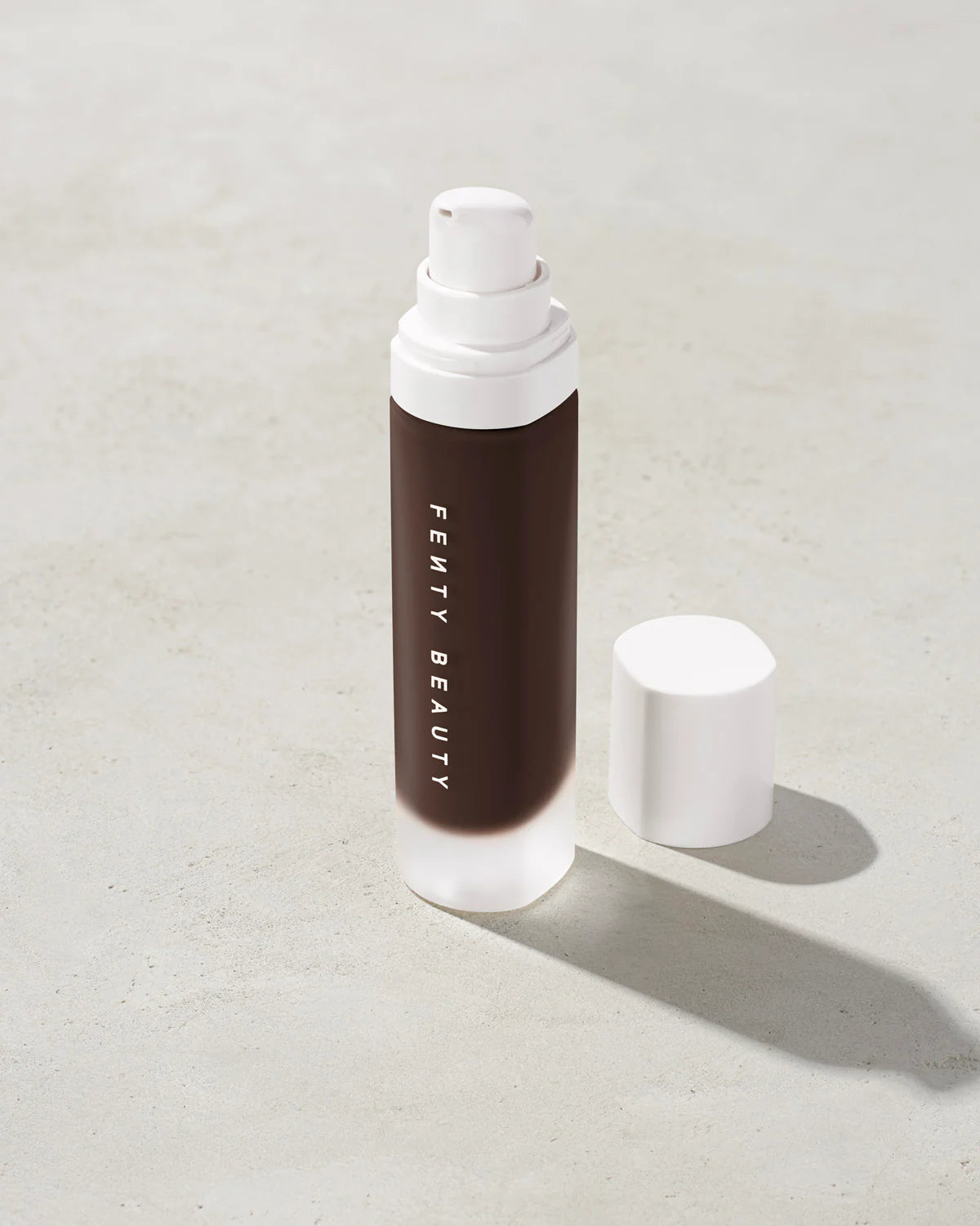 Base de maquillaje mate suave de larga duración Pro Filt'r