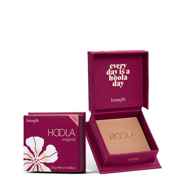 Benefit Mini Hoola Matte Bronzer