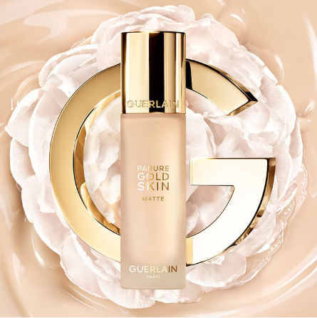 Fondo de maquillaje alta perfección 24h sin transferencia