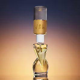 Gaultier Divine - Eau de Parfum - Notas de Sal, flor de lis, merengue