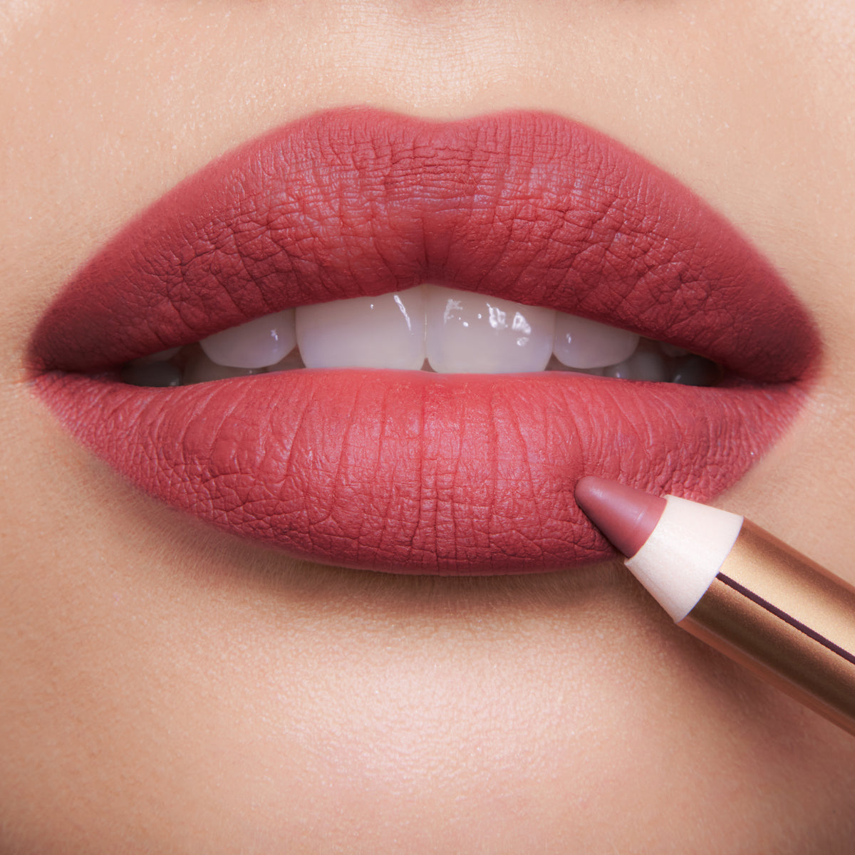 Charlotte Tilbury — official product image