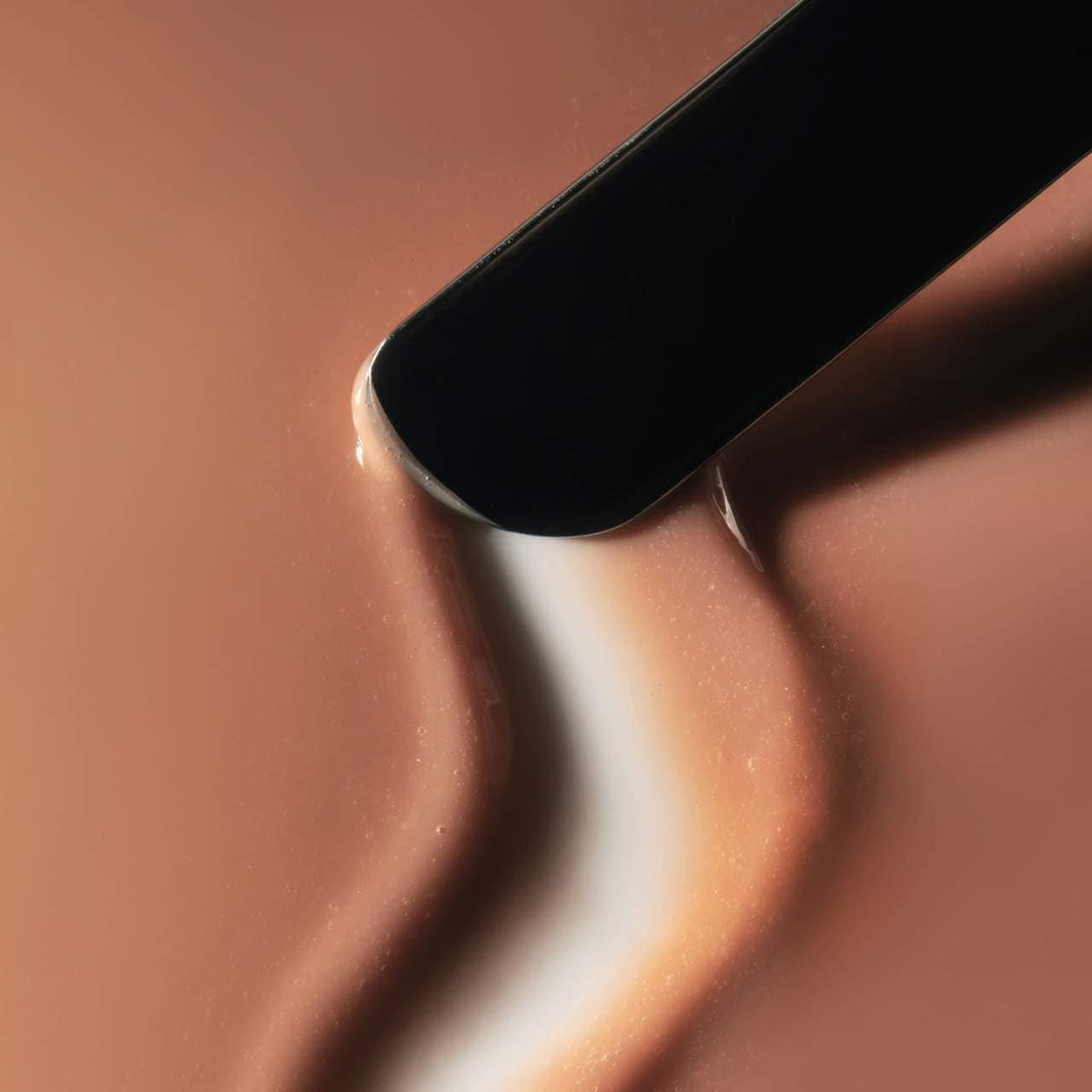 Summer Fridays Lip Butter Balm Treatment for Hydration + Nourishing Shine in Iced Coffee - sheer cocoa Image 8