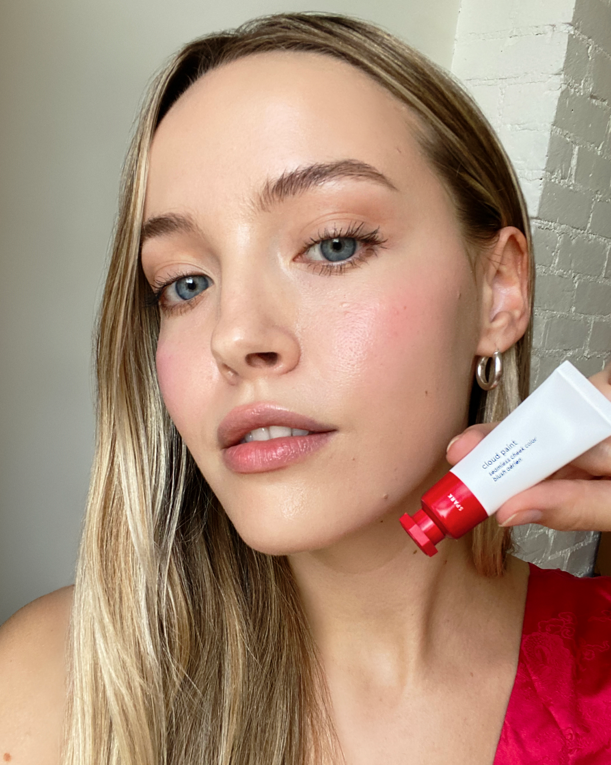 Glossier Cloud Paint - Spark — official image 5