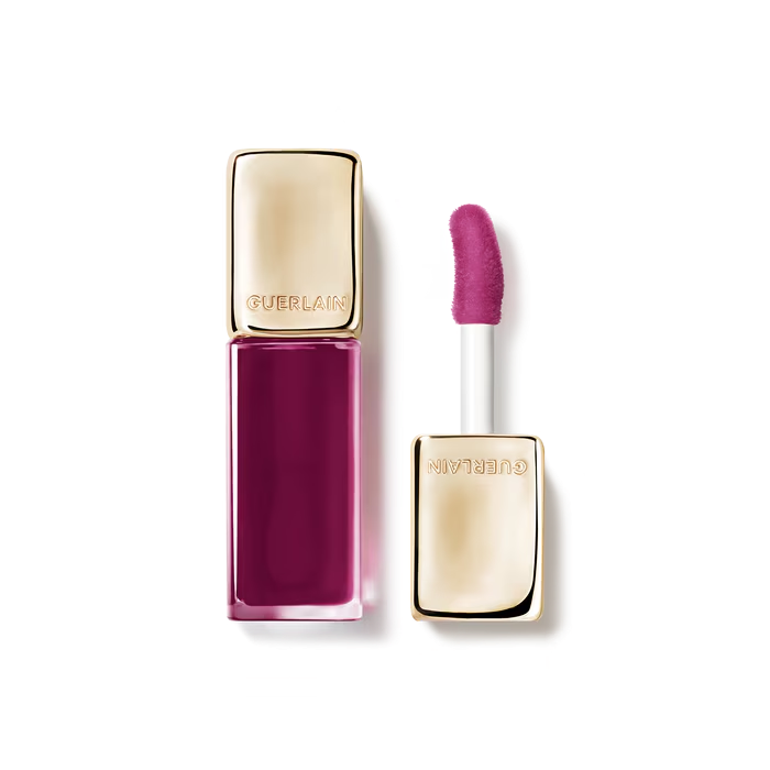 Aceite para labios con color enriquecido con miel 92 % de origen natural.