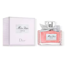 Miss Dior Parfum - Notas florales, afrutadas y amaderadas intensas