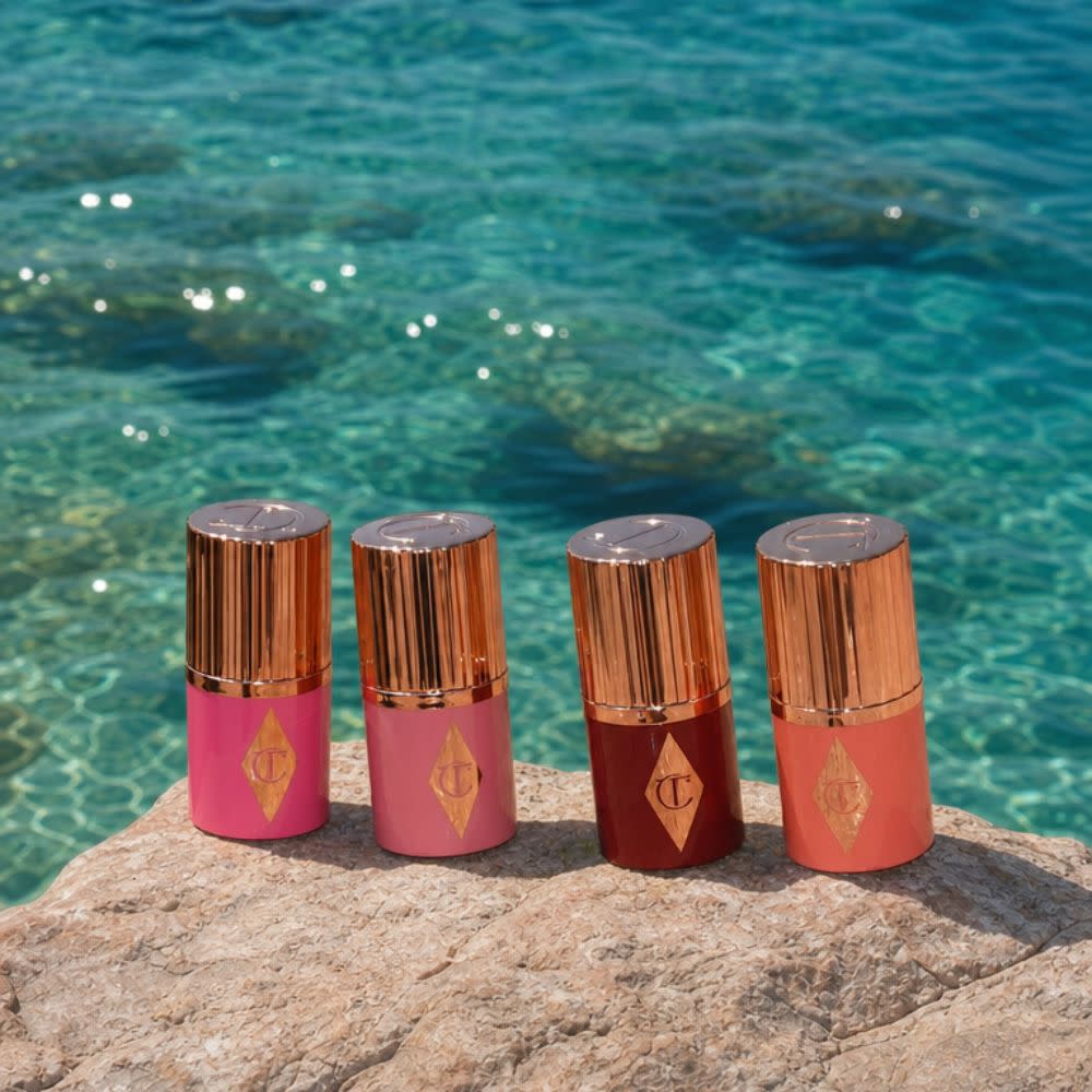 Charlotte Tilbury Mini Unreal Lip + Cheek Glow Blush Stick with Hyaluronic Acid - Cherry Glow - official image 6