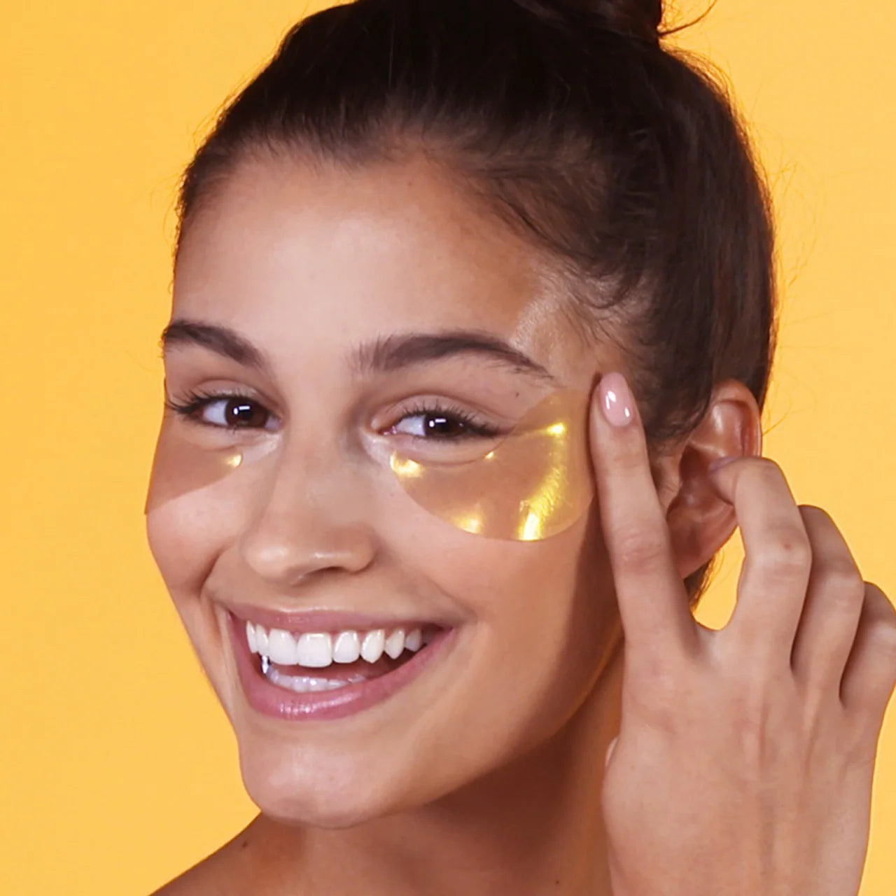 Parches de gel hidratante reafirmante de lujo puro de oro de 24 quilates para ojos
